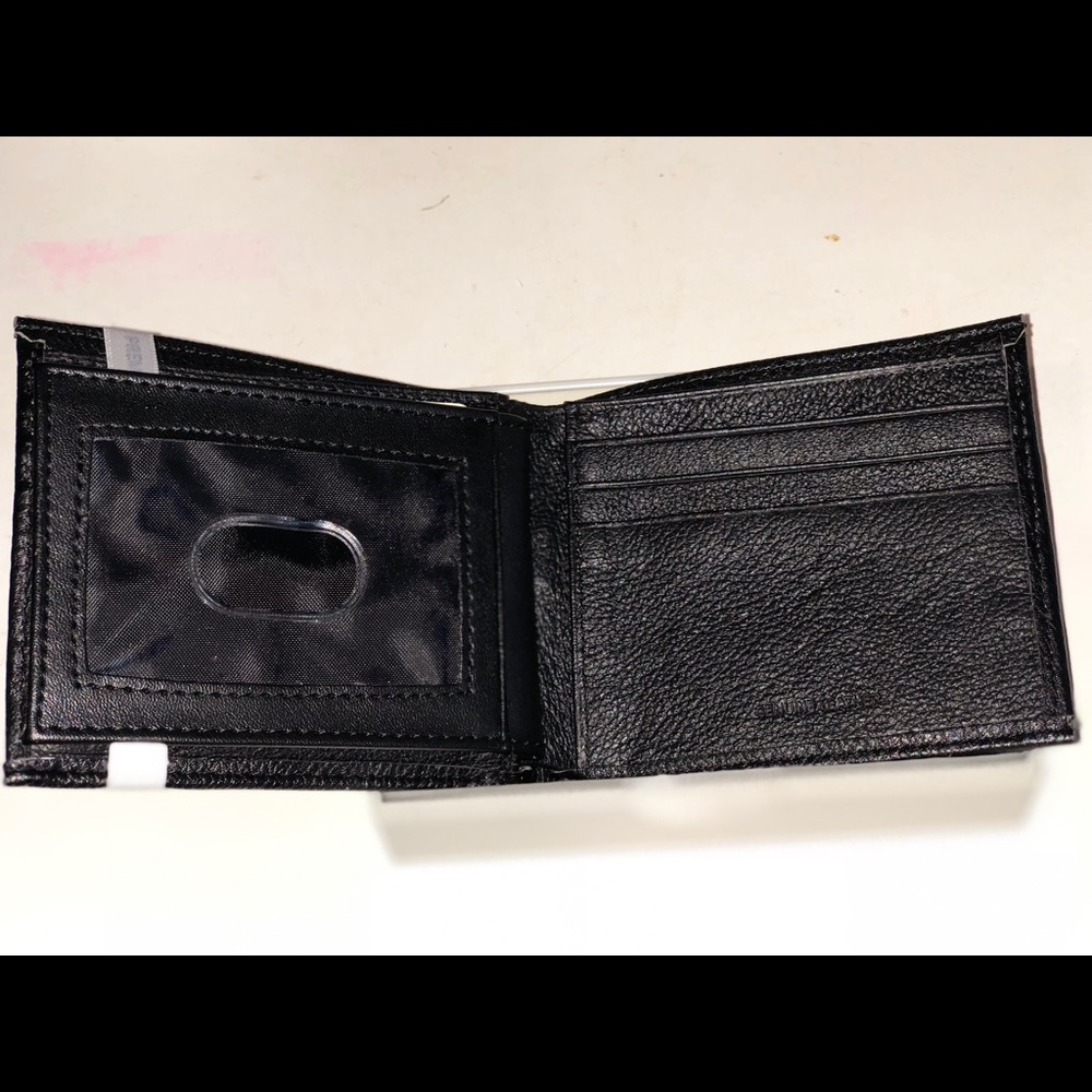 Perry Ellis Wallet - Picture 6 of 6